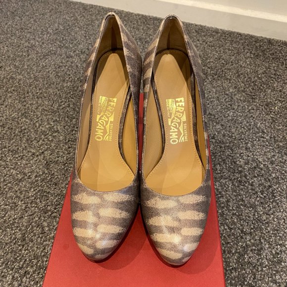 Salvatore Ferragamo Pump Leo 85 size 7.5 C - Picture 4 of 8